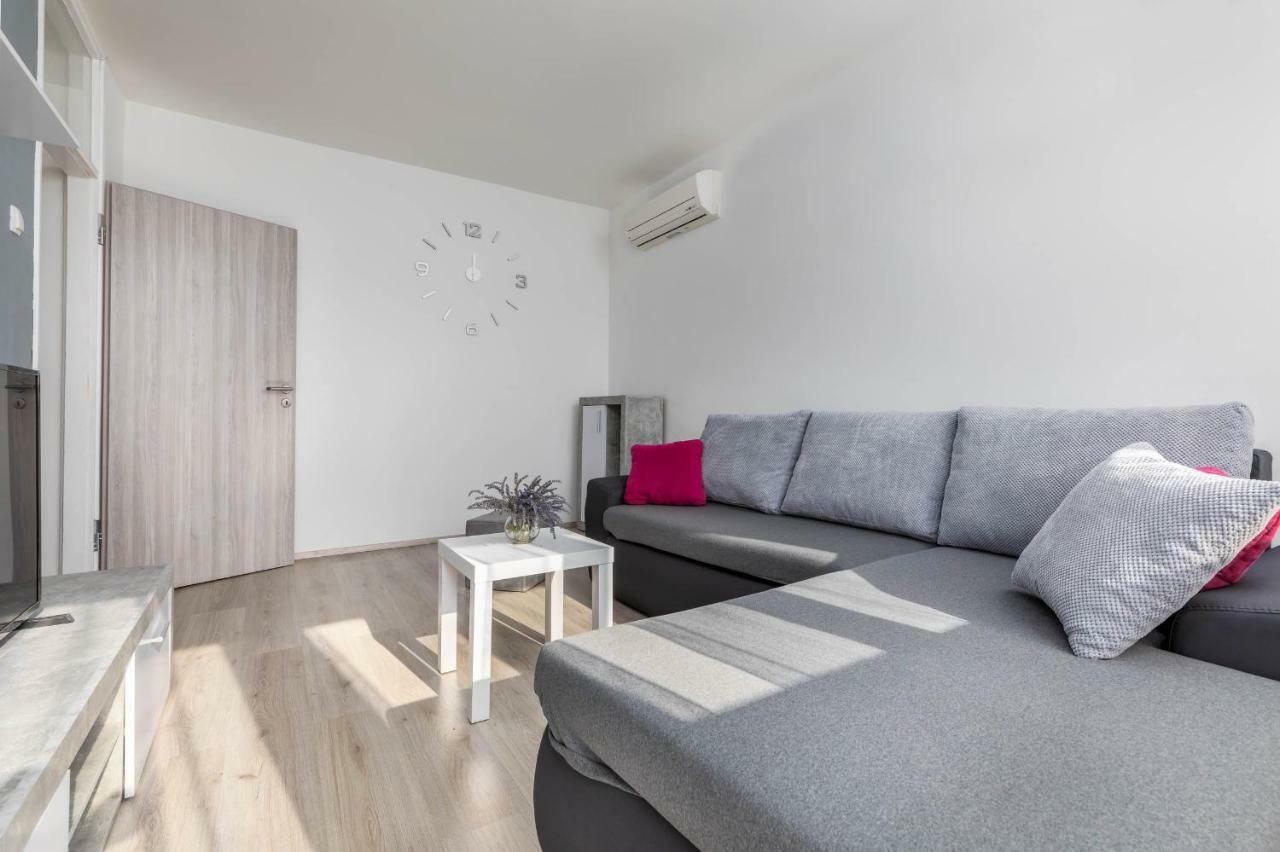 Apartment Sole Pula Extérieur photo
